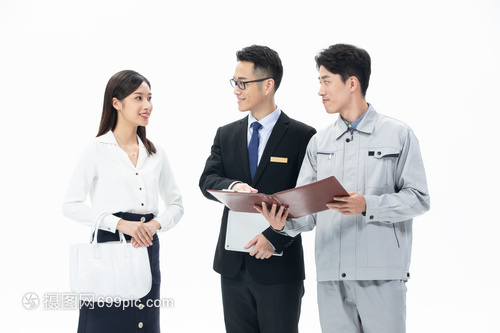 售后服务人员服务顾客